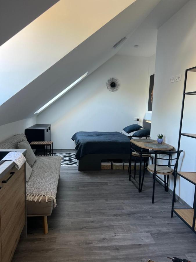 Černá v Pošumaví Hobiti Apartman - Frodo מראה חיצוני תמונה